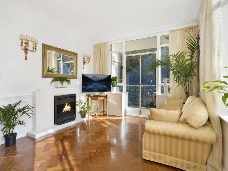 102/109 Darling Point Road, DARLING POINT, NSW 2027 Australia